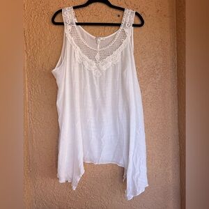 Spense White Sleeveless Top with Lace Detail